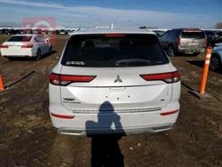 ميتسوبيشي اوتلاندر